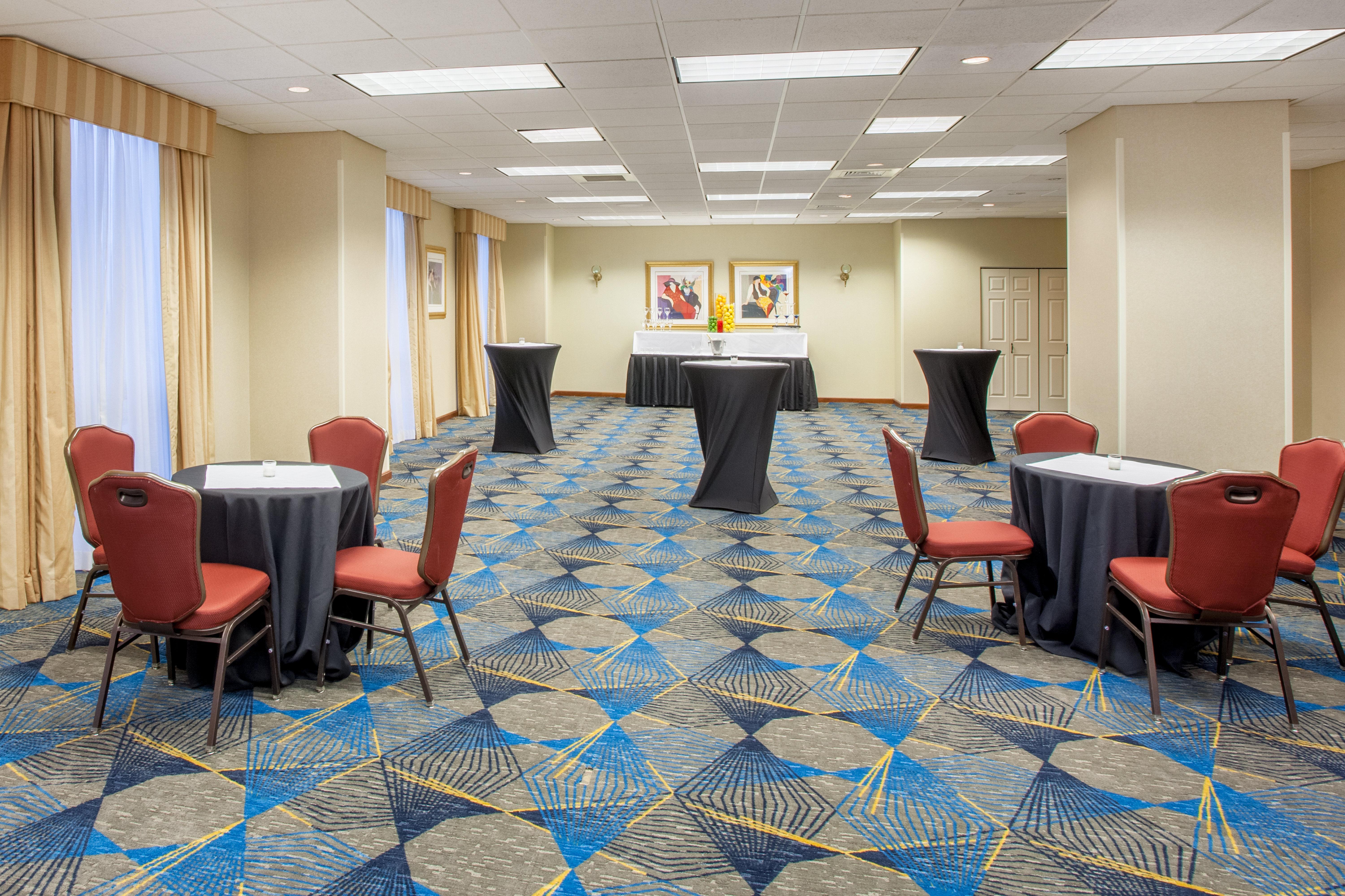 Crowne Plaza Springfield Convention Center By Ihg Hotel Exterior photo